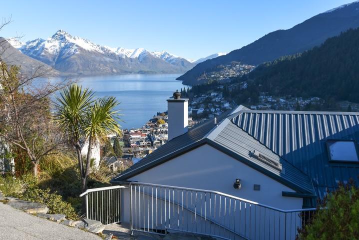 The Queenstown Bothy Exterior foto
